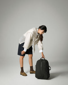 Unisex: The Fullday Backpack (Black)