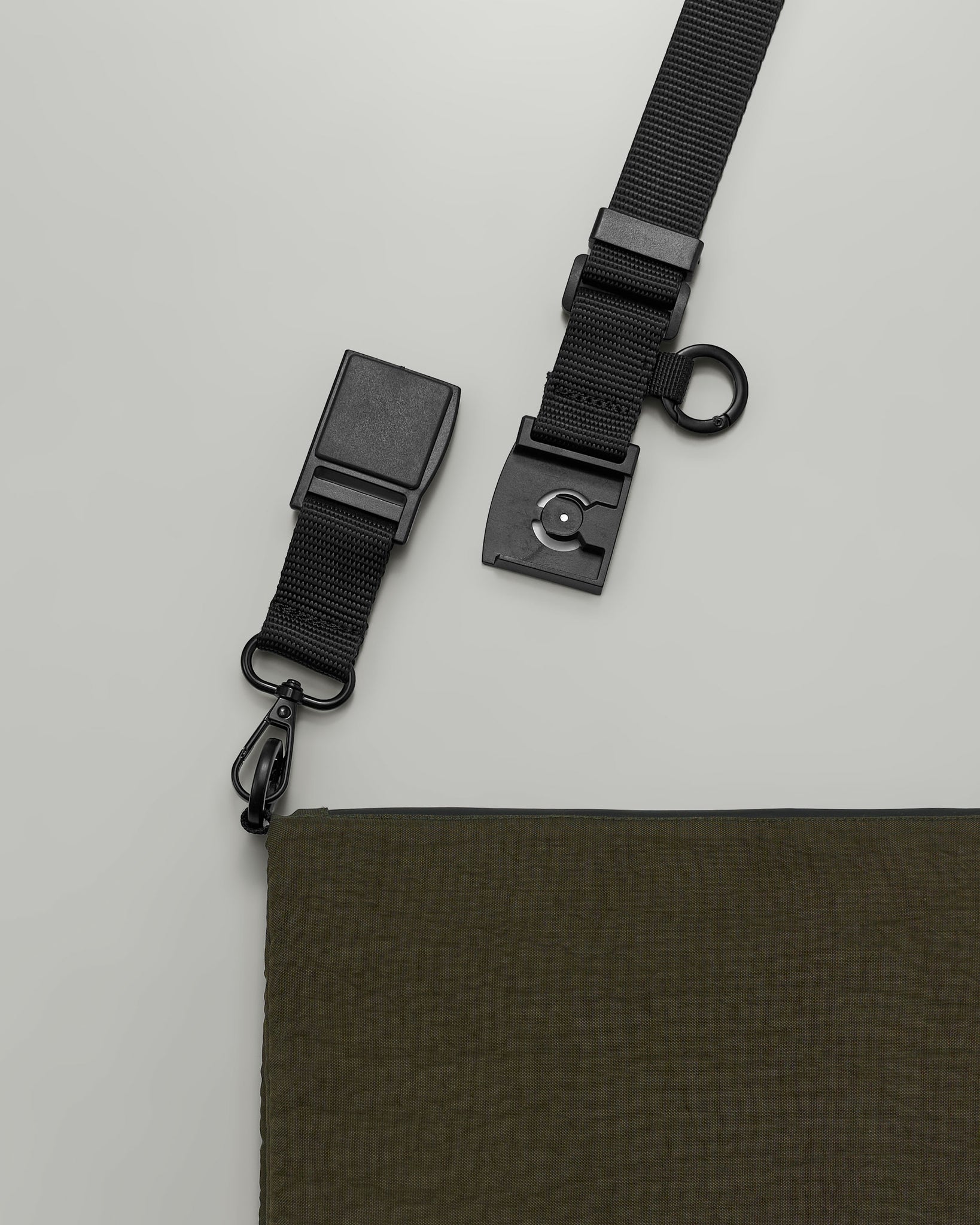 Unisex: The Tactical Strap (Black)