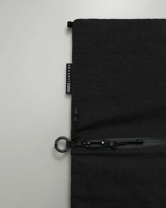 Unisex: The Transit Sling Bag (Black)