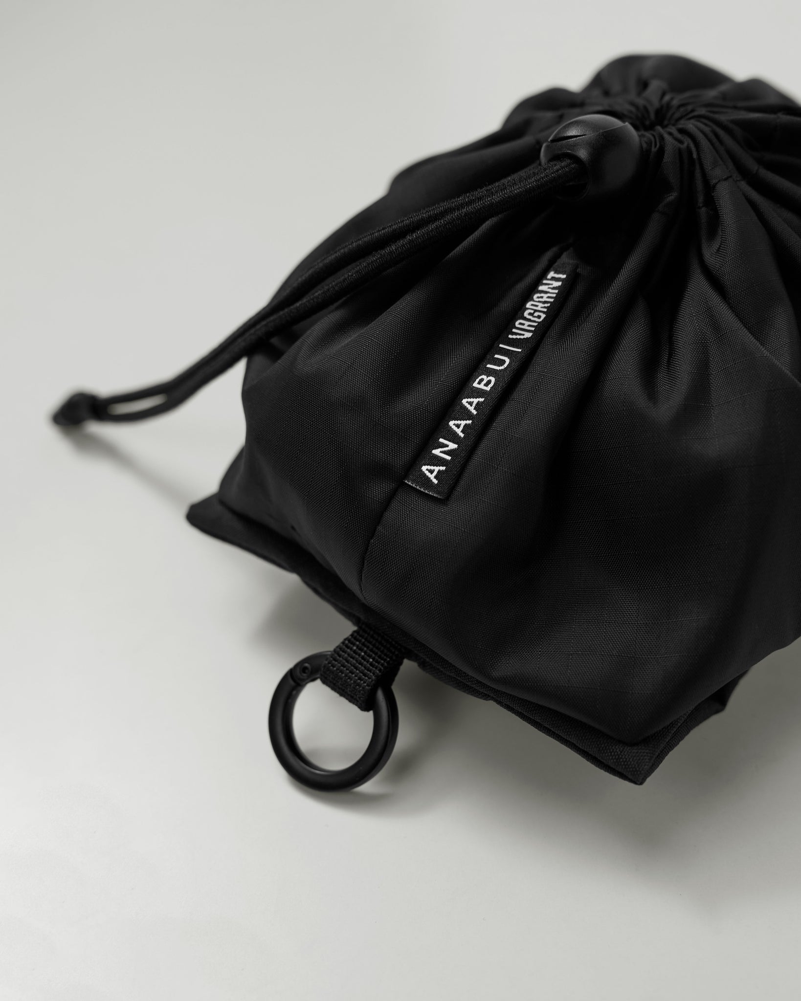 Unisex: The Grab Pouch (Black)