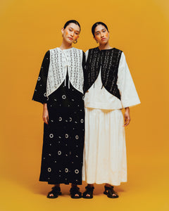 Unisex: Serikat Vest (Black Eyelet)