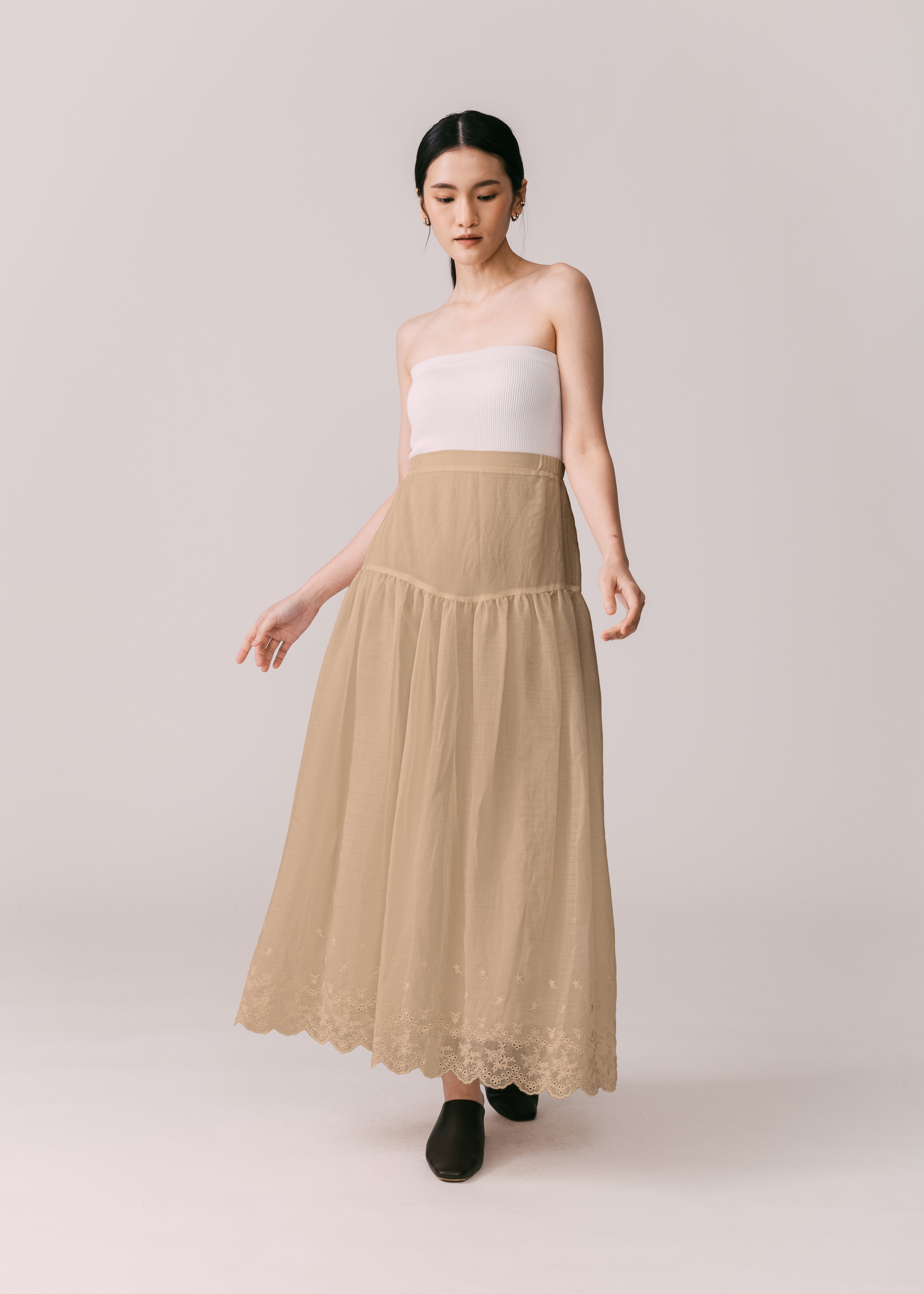 Women: Terbit Gathered Sarung (Light Brown)
