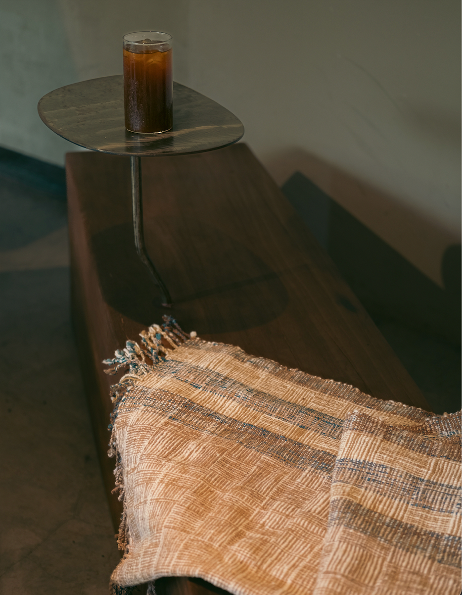 The Natural Dyed Throw (Desert Brown)