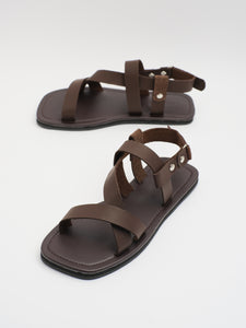 UNISEX: FIN STRAP SANDAL (BROWN)