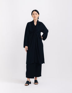 Women: Air Wrapped Sarung (Black)