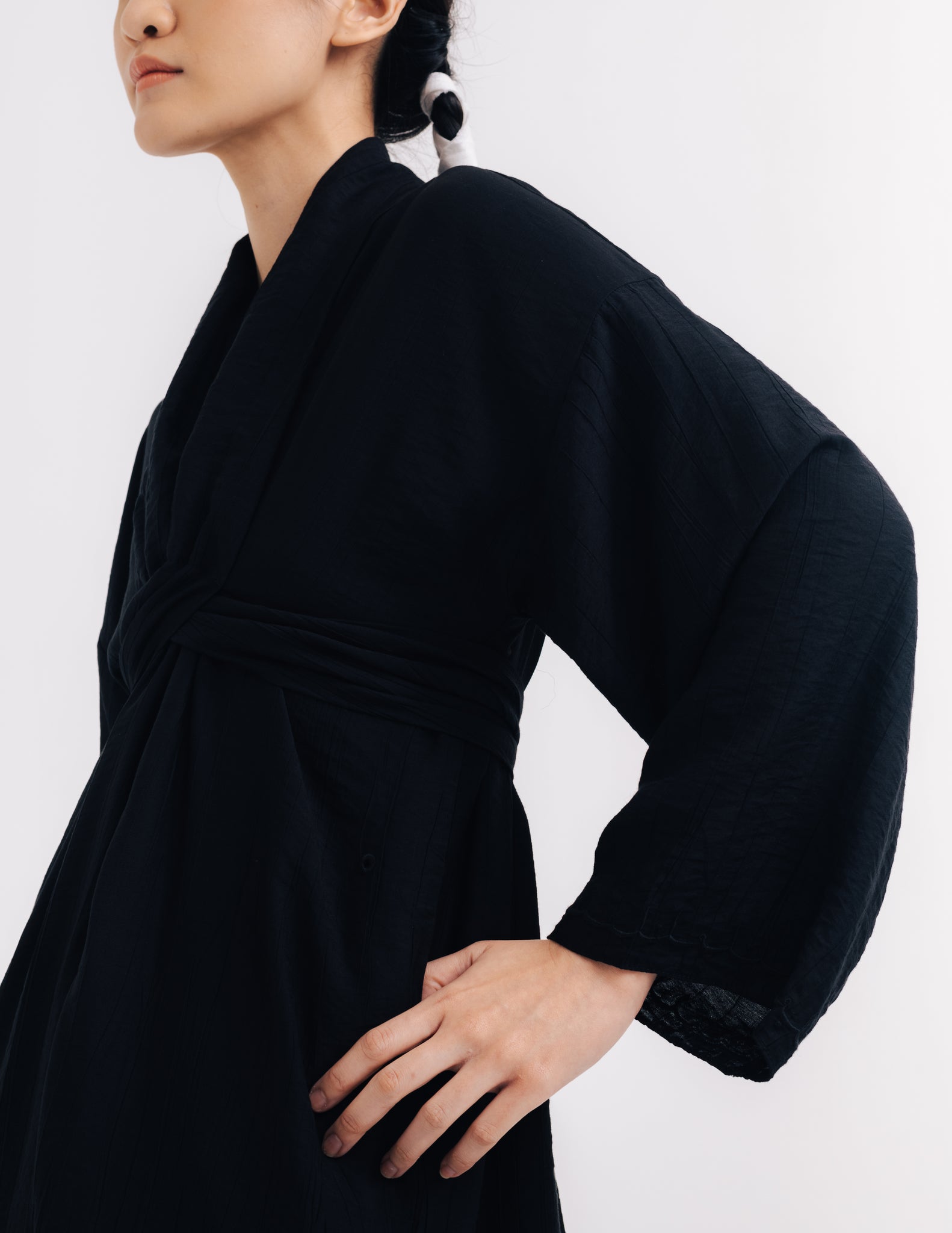 Women: Air Wrapped Kimono (Black)