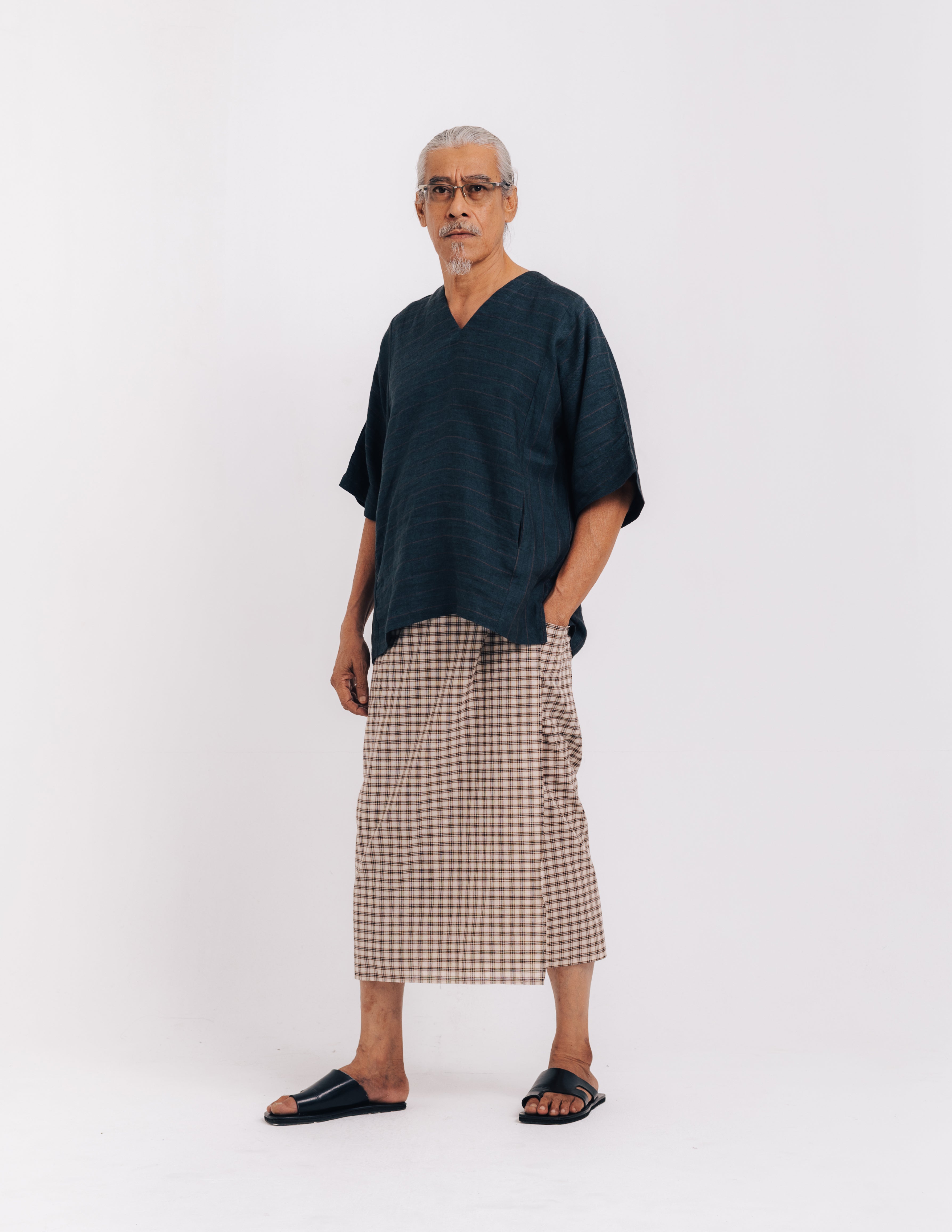 Unisex: Rumpun Slip On Top (Navy Blue)