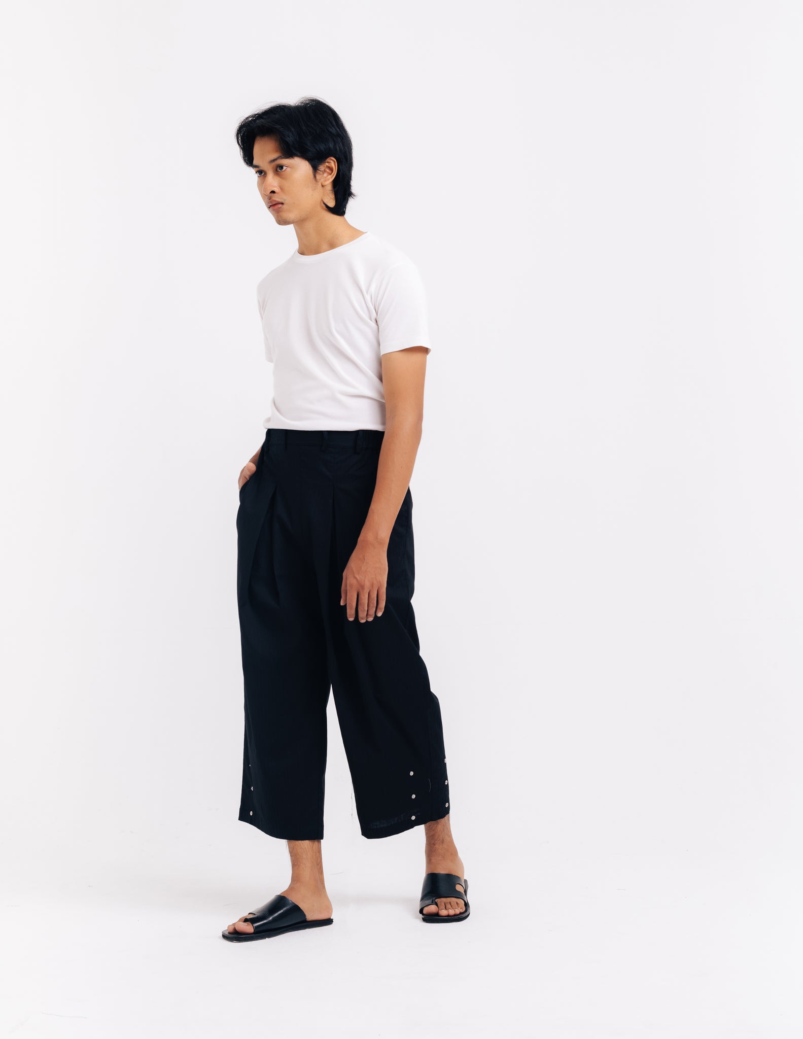 Men: Teladae Buttoned Pants (Black)