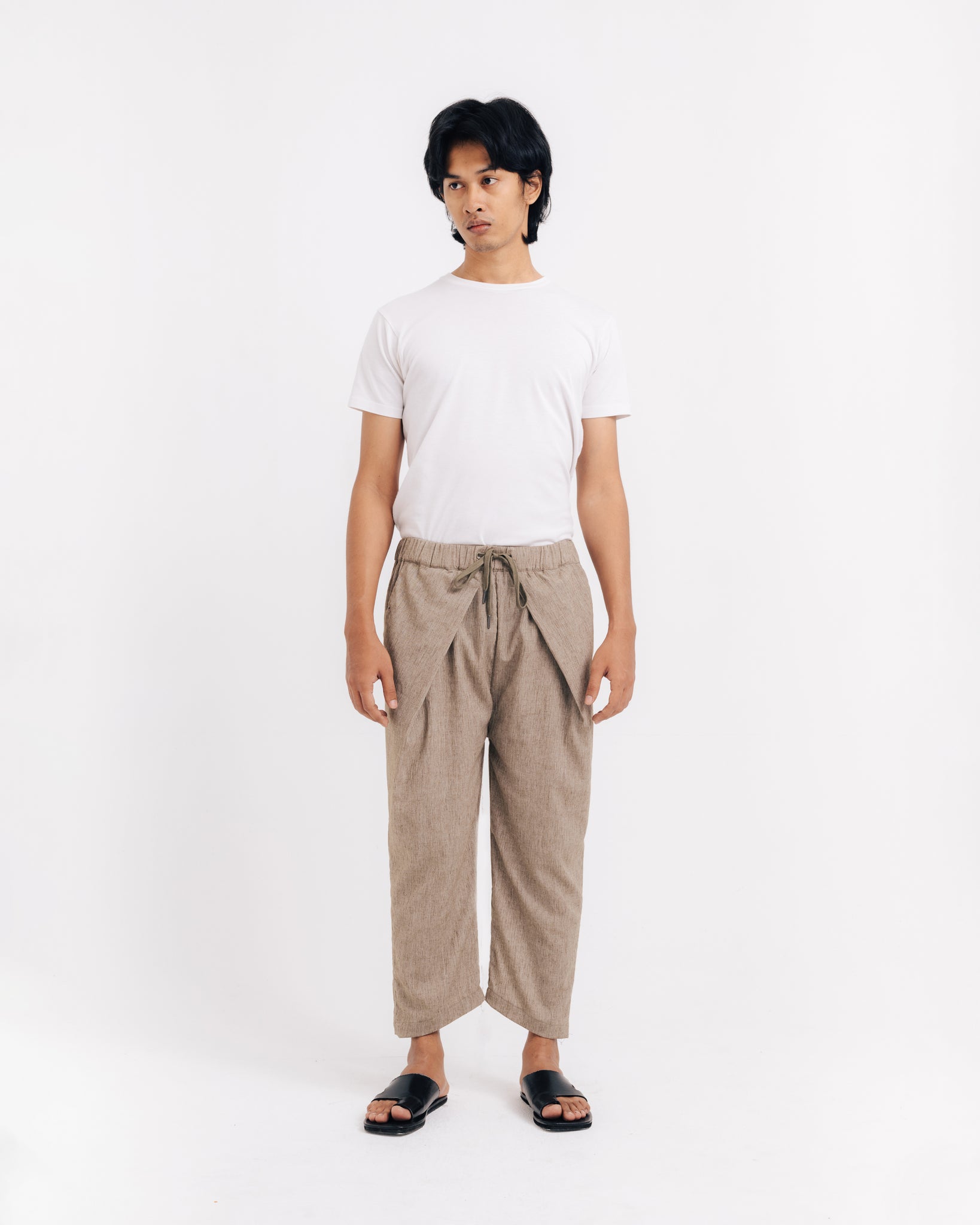 Men: Tanoh Tapered Pants (Rusty Olive)