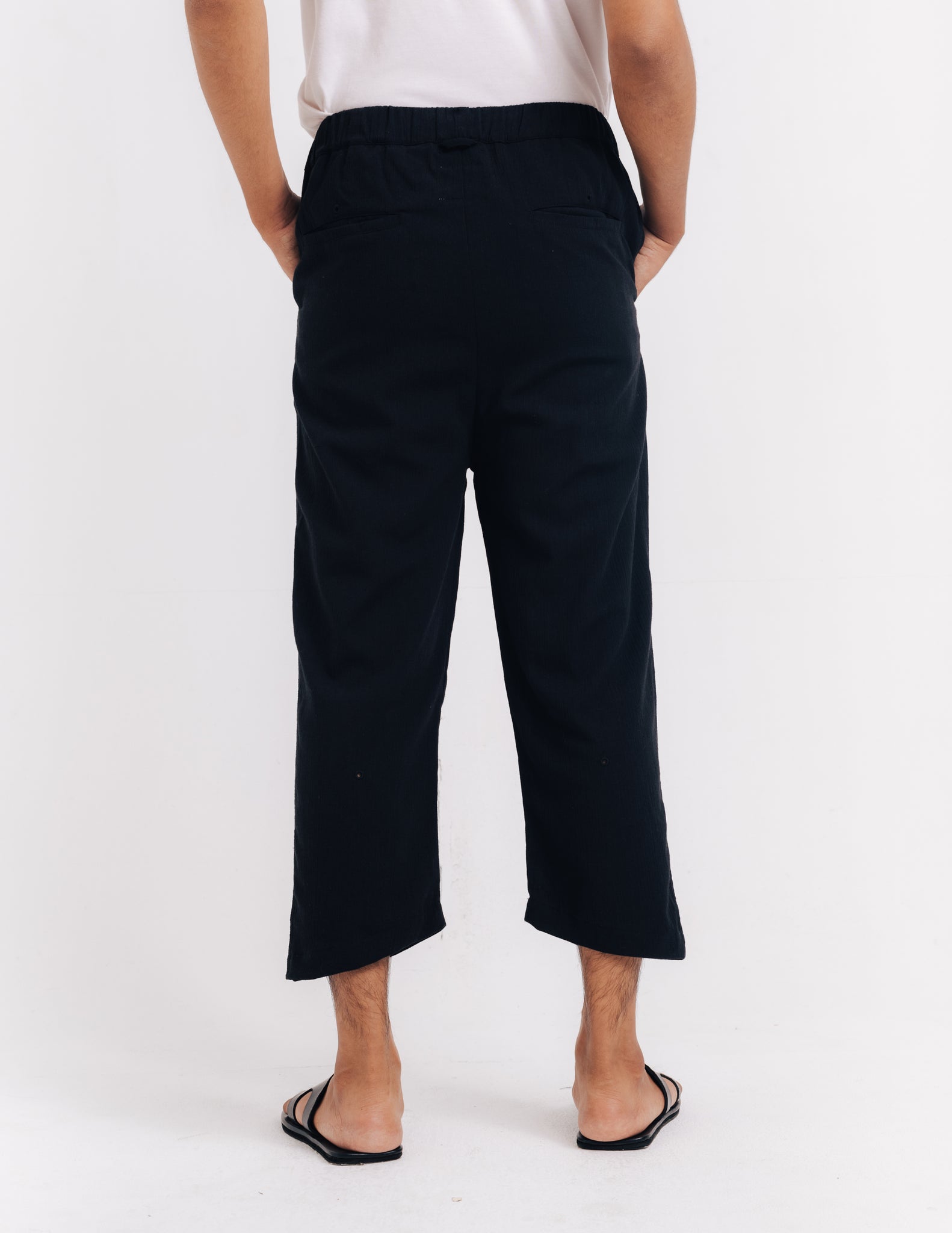 Men: Tanoh Tapered Pants (Black)